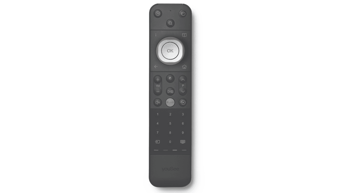 Mørk YouSee-fjernbetjening med centralt navigationshjul, talknapper og funktionsknapper til tv og streaming. OK-knappen er vist i midten.