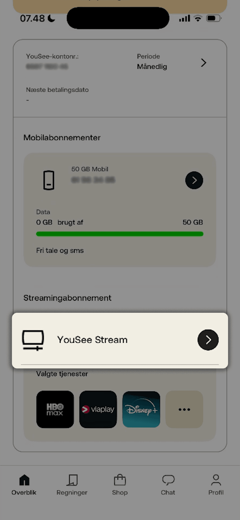 Mit YouSee-appens forside, hvor du kan se informationer om dit Mobilabonnement og dit Streamingabonnement, hvor YouSee Stream med en sort pil til højre er fremhævet.